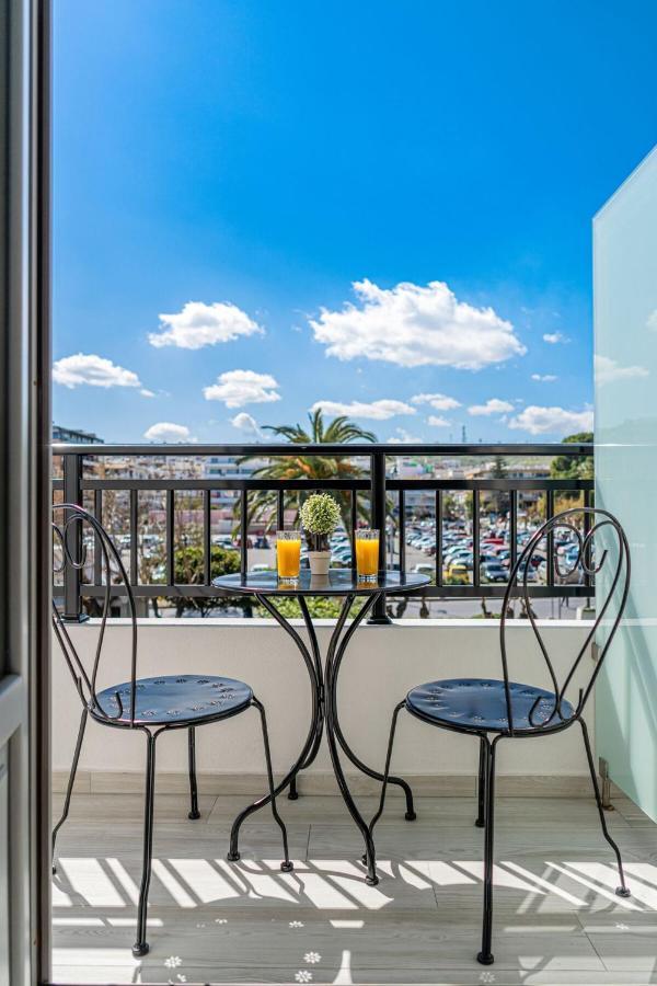 White&Gray Apartment Rethymno  ภายนอก รูปภาพ